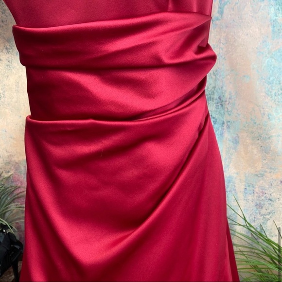 David’s Bridal Gorgeous Red Prom Formal Gala Gown - Picture 13 of 14